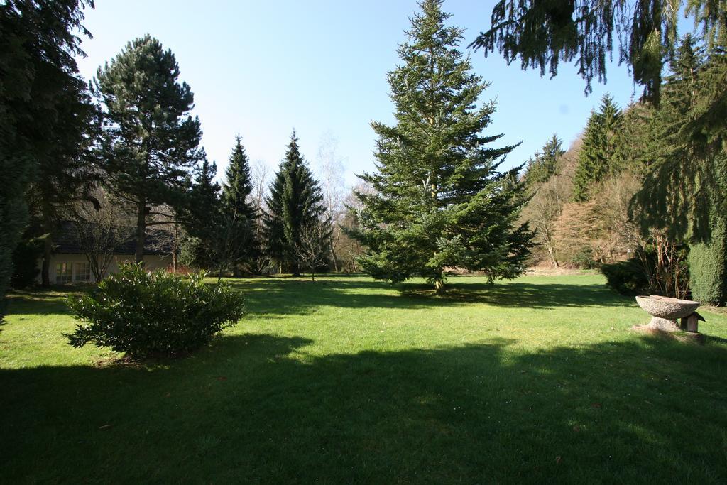 Park Hotel Am Schloss Ettringen  المظهر الخارجي الصورة