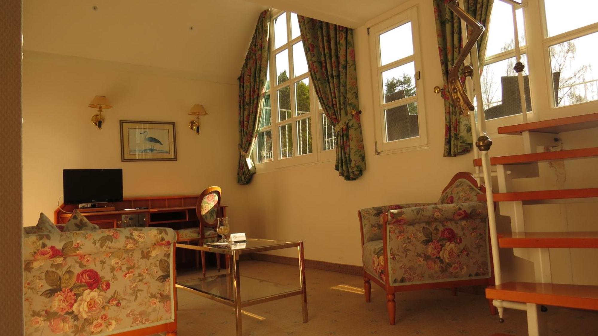 Park Hotel Am Schloss Ettringen  المظهر الخارجي الصورة