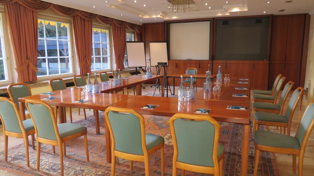 Park Hotel Am Schloss Ettringen  المظهر الخارجي الصورة